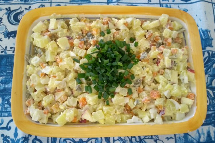 salada de batatas com maionese