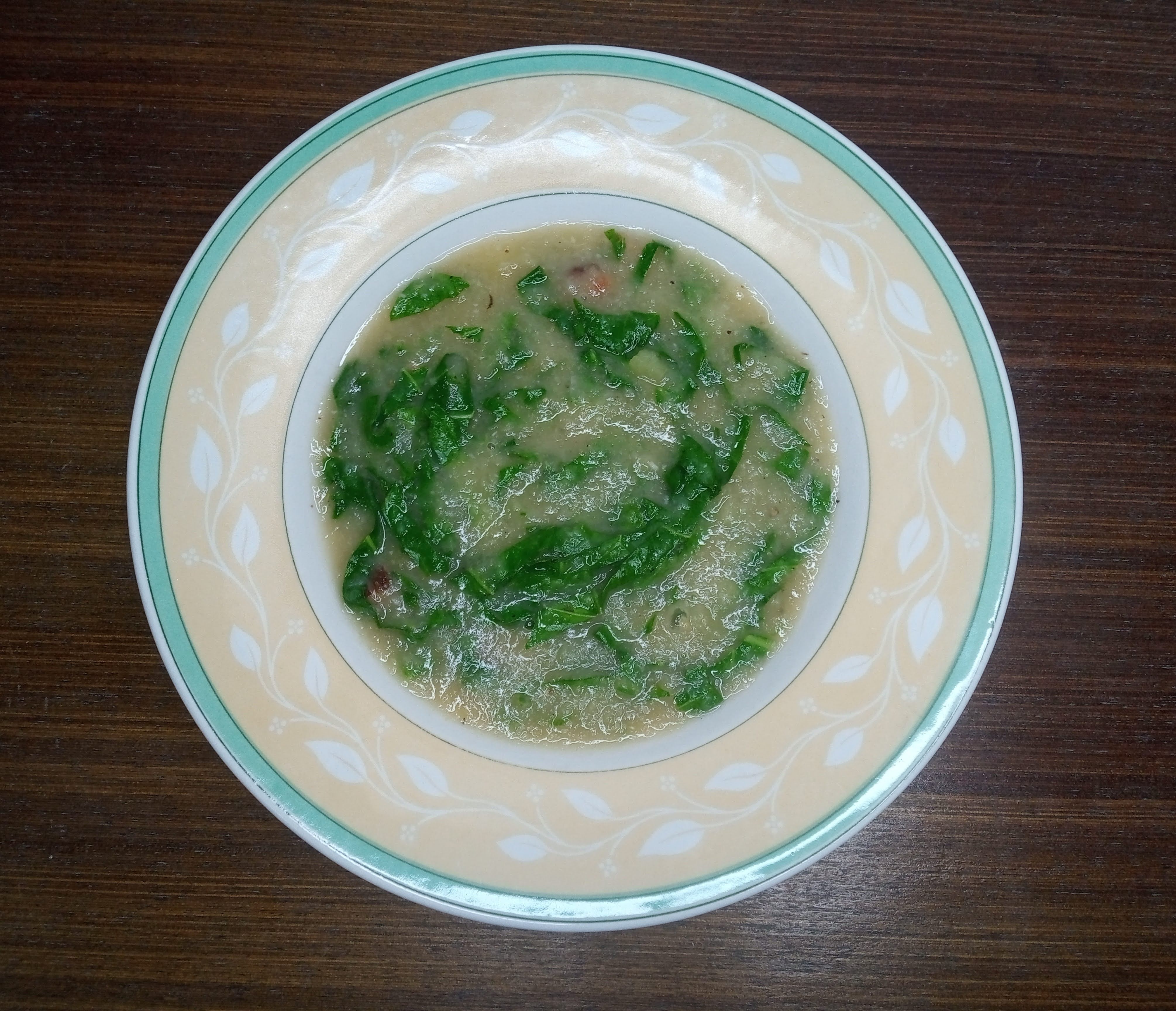 caldo verde de aipim