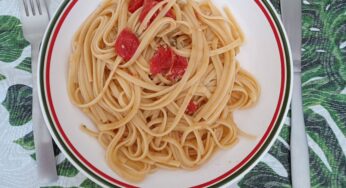 Macarrão com tomatinhos e gorgonzola