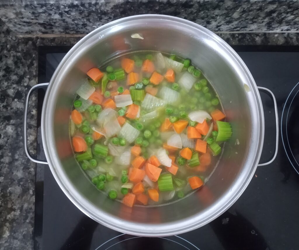sopa de ervilha com hortelã