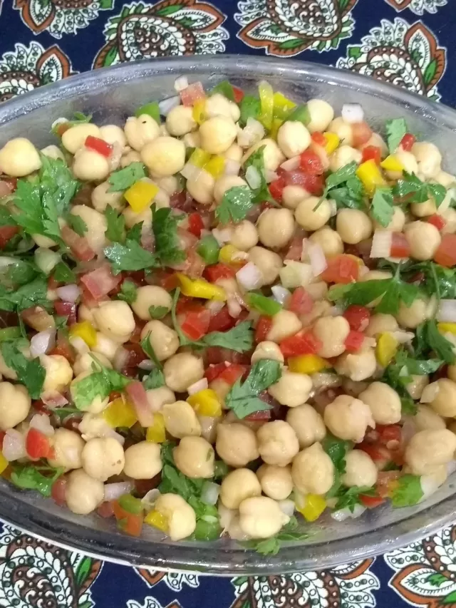 salada de grão de bico